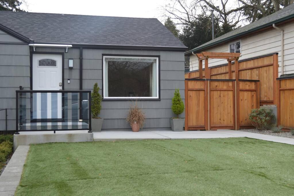 Cozy Crown Hill Carkeek Cottage W/3 Beds, Full Kitchen & Backyard In North Seattle Zewnętrze zdjęcie