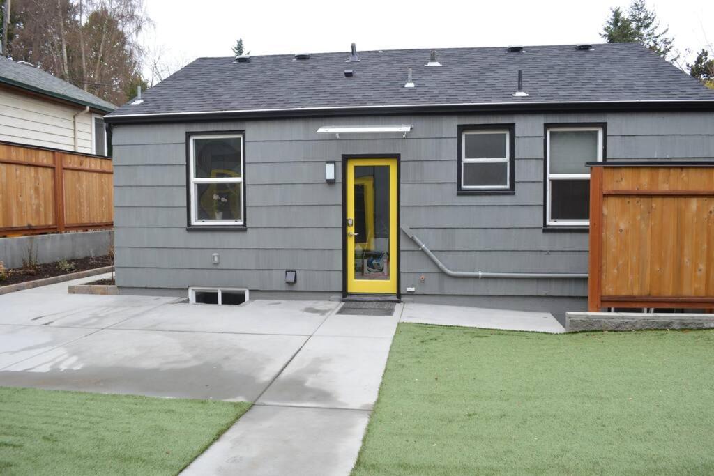 Cozy Crown Hill Carkeek Cottage W/3 Beds, Full Kitchen & Backyard In North Seattle Zewnętrze zdjęcie