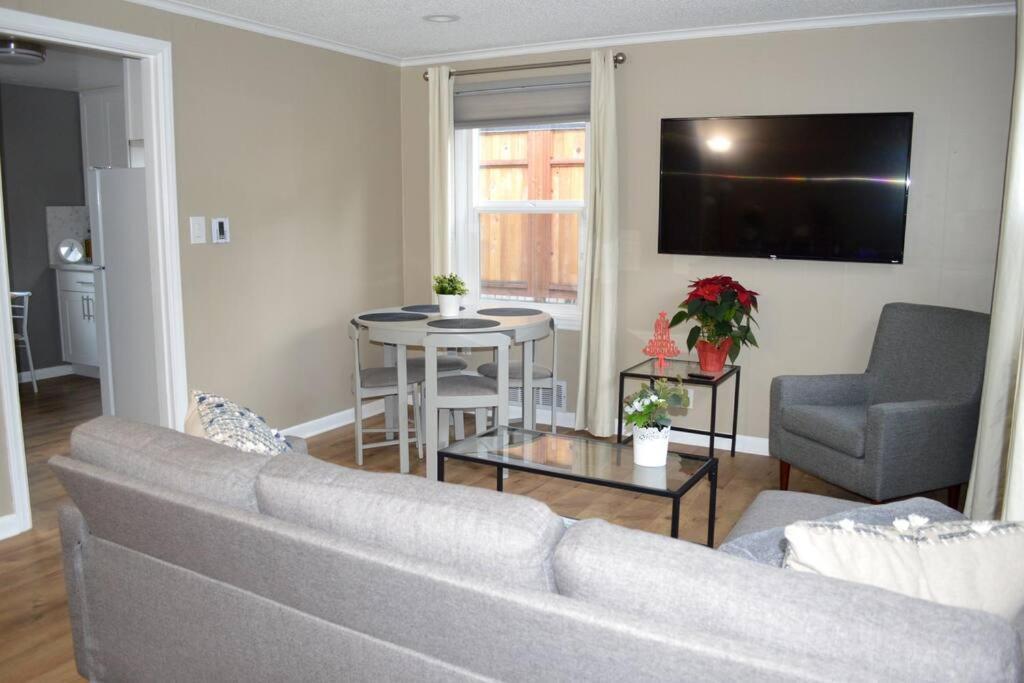Cozy Crown Hill Carkeek Cottage W/3 Beds, Full Kitchen & Backyard In North Seattle Zewnętrze zdjęcie