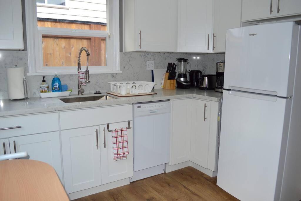 Cozy Crown Hill Carkeek Cottage W/3 Beds, Full Kitchen & Backyard In North Seattle Zewnętrze zdjęcie