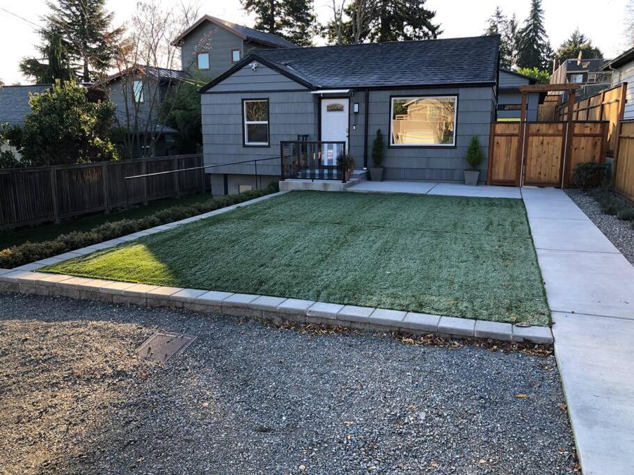 Cozy Crown Hill Carkeek Cottage W/3 Beds, Full Kitchen & Backyard In North Seattle Zewnętrze zdjęcie